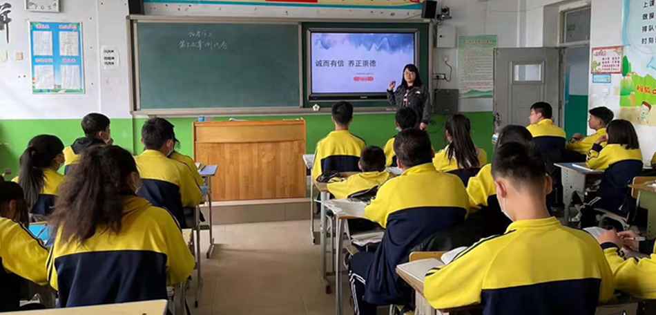 隆化县中学2